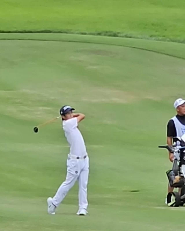 9月19日〜9月22日　レギュラーツアー
パナソニックオープンゴルフチャンピオンシップ終わりました！
トータル−11で31位タイでした！
次の試合も頑張ります！
応援ありがとうございました！🙇‍♀️

@earlscourt_generation 
@earlscourt_official 

#ゴルフ
#ゴルフ男子
#プロゴルファー
#名阪急配株式会社
#日本ウェルネススポーツ大学 
#田中裕基